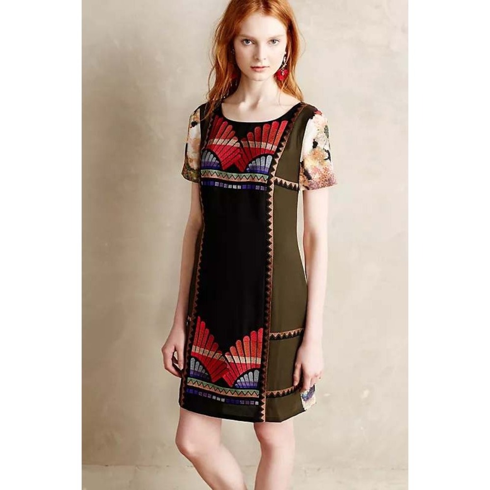 Ranna Gill Anthropologie Fanned Vignette Embroidered‎ Floral Shift Dress Size 6